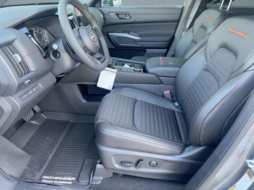2025 Nissan Pathfinder Rock Creek 4WD