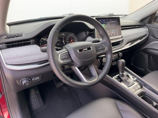 Velvet Red Pearlcoat 2022 Jeep Compass Latitude Lux
