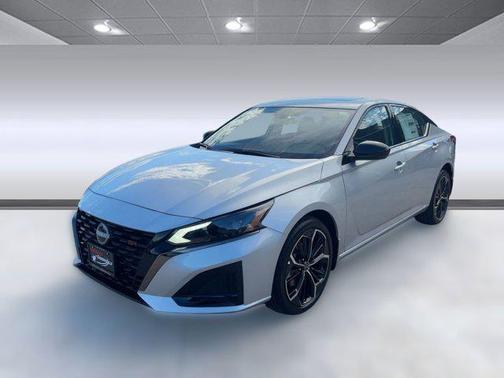 2025 Nissan Altima SR AWD