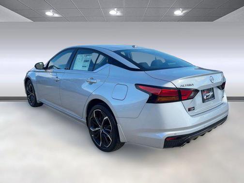 2025 Nissan Altima SR AWD