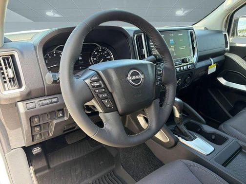 Glacier White 2026 Nissan Frontier SV