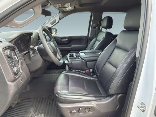 Summit White 2024 Chevrolet Silverado 1500 Custom Trail Boss