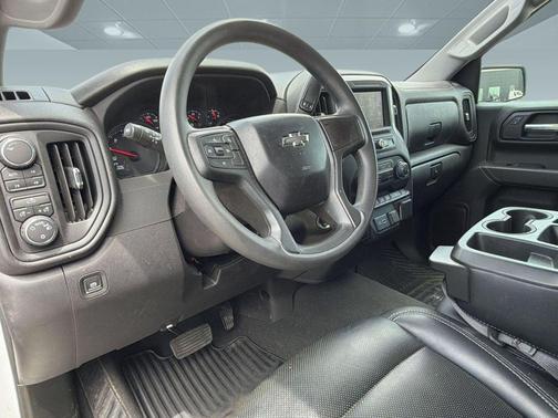 Summit White 2024 Chevrolet Silverado 1500 Custom Trail Boss