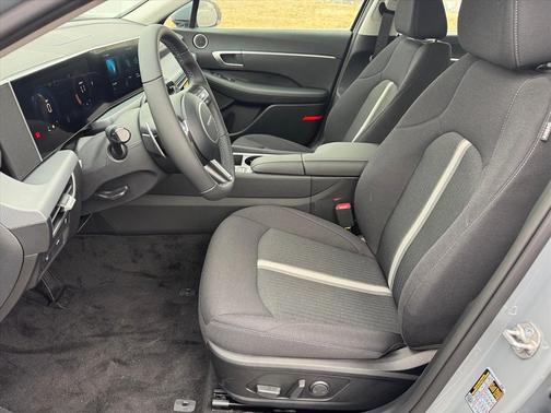 2026 Hyundai SONATA SEL