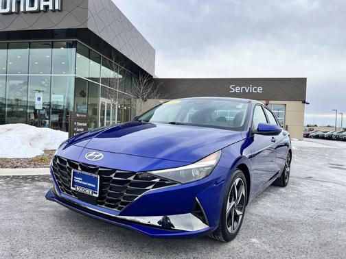 2022 Hyundai ELANTRA Limited