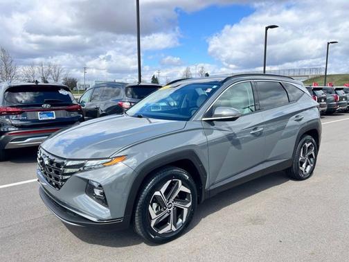 Gray 2024 Hyundai TUCSON Limited