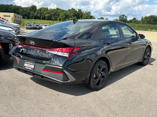 Abyss Black 2026 Hyundai ELANTRA Sport
