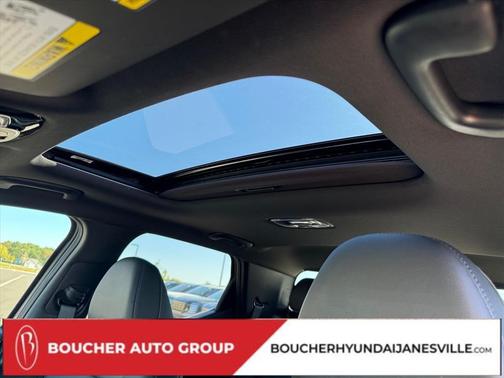 2025 Hyundai SANTA CRUZ SEL Activity