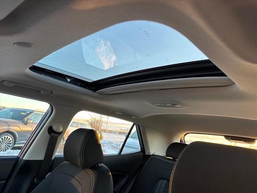 2022 Hyundai VENUE SEL