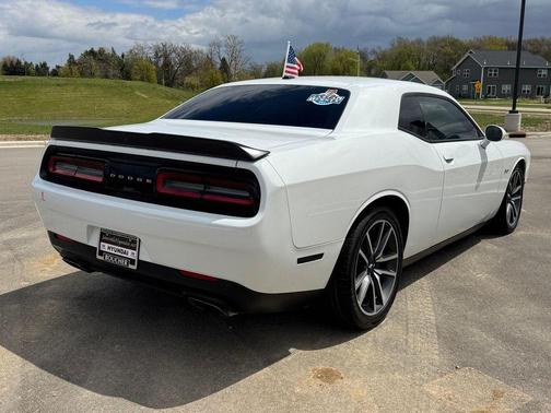 White Knuckle Clearcoat 2023 Dodge Challenger R/T