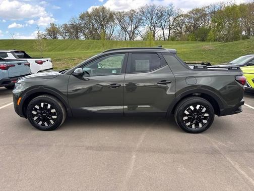 Green 2026 Hyundai SANTA CRUZ SEL Activity