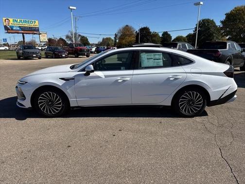 2025 Hyundai SONATA Hybrid Limited