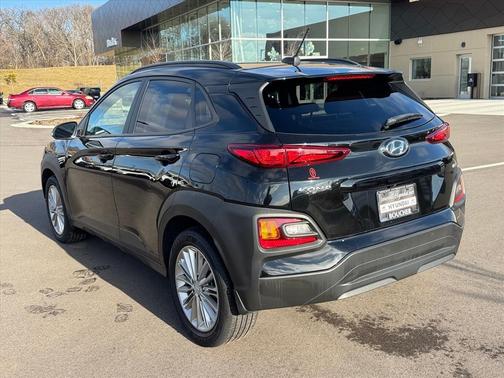 2021 Hyundai KONA SEL