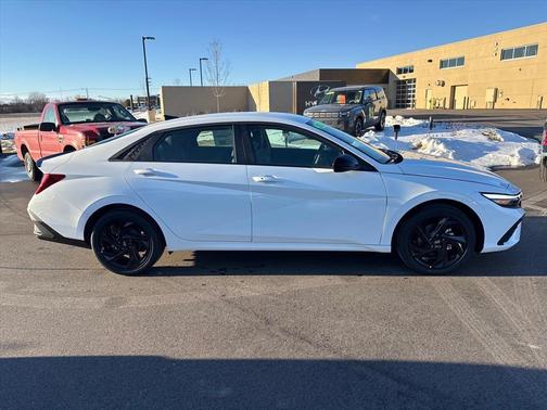 2026 Hyundai ELANTRA HEV SEL Sport