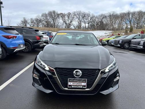 2020 Nissan Altima SR FWD