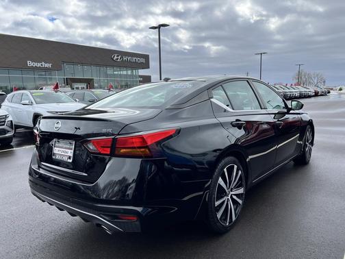 2020 Nissan Altima SR FWD