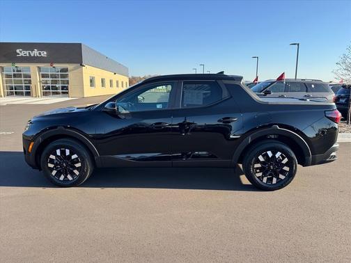 2025 Hyundai SANTA CRUZ SEL Activity