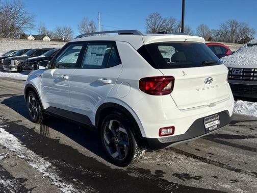 2026 Hyundai VENUE SEL