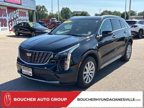 2022 Cadillac XT4 Premium Luxury