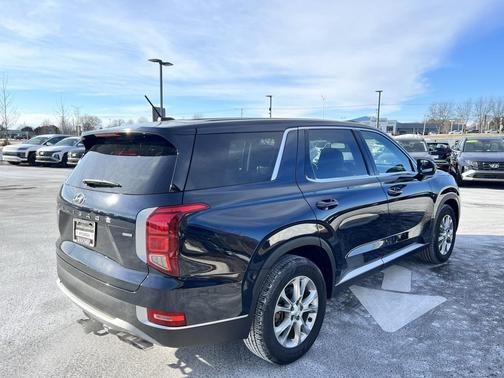2022 Hyundai PALISADE SE