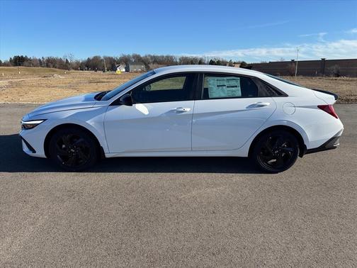 2026 Hyundai ELANTRA HEV SEL Sport