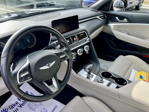 2023 Genesis G70 2.0T AWD