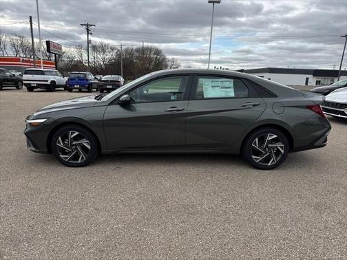 2025 Hyundai ELANTRA Sport
