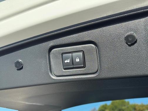 2024 Nissan Pathfinder Platinum 4WD