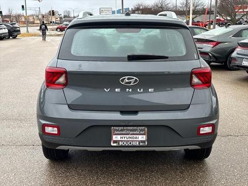 2025 Hyundai VENUE SEL