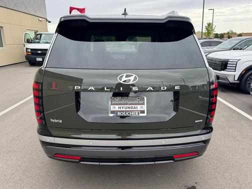 Titan Green 2026 Hyundai Palisade Hybrid Limited