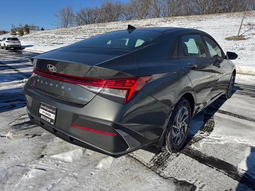 2026 Hyundai ELANTRA HEV Blue