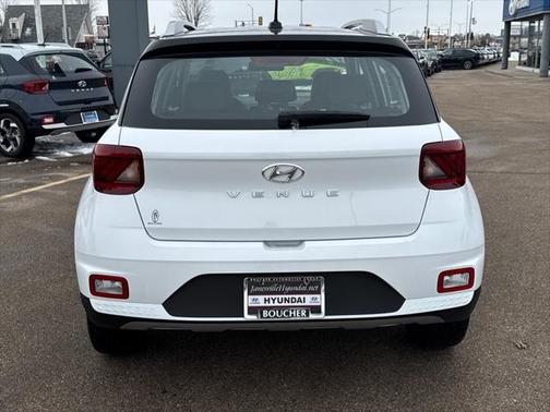 2024 Hyundai VENUE Limited