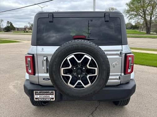 2024 Ford Bronco Outer Banks