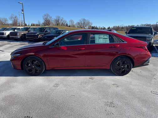 2026 Hyundai ELANTRA Sport