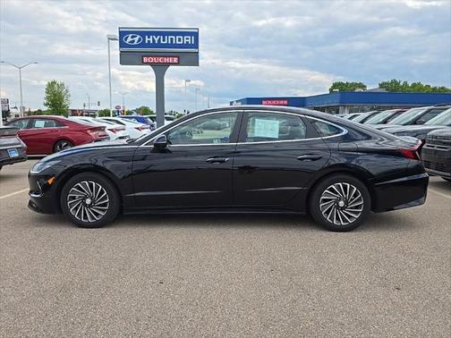 2023 Hyundai SONATA Hybrid Limited