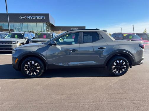 2025 Hyundai SANTA CRUZ SEL Activity