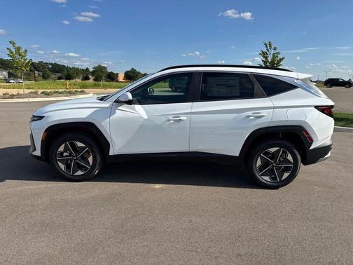 Creamy White Pearl 2026 Hyundai TUCSON Hybrid SEL