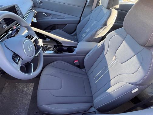 2026 Hyundai ELANTRA HEV Blue