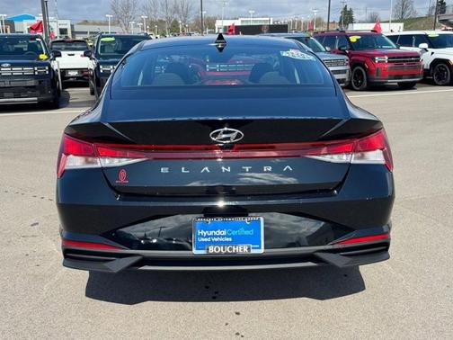 2023 Hyundai ELANTRA SEL