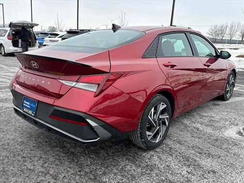 2025 Hyundai ELANTRA Sport