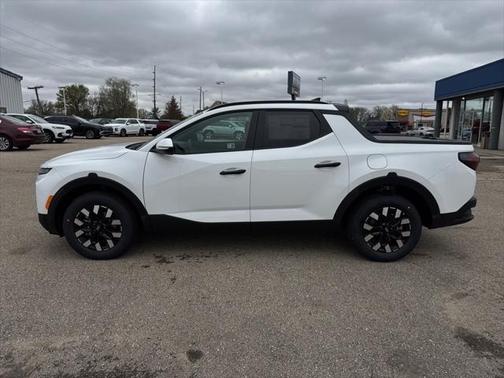 2025 Hyundai SANTA CRUZ SEL Activity