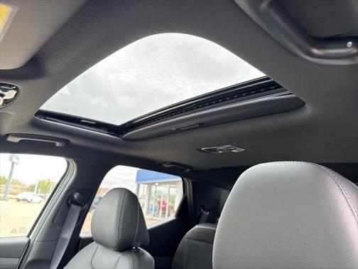 2025 Hyundai SANTA CRUZ SEL Activity
