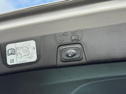 2017 Ford C-Max Hybrid Titanium