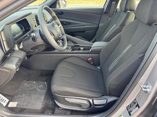 2026 Hyundai ELANTRA Sport