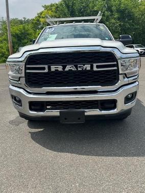 2022 RAM 2500 Tradesman Regular Cab 4x4 8 Box