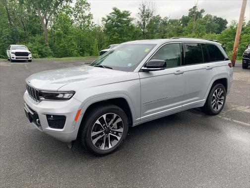 2022 Jeep Grand Cherokee Overland 4x4