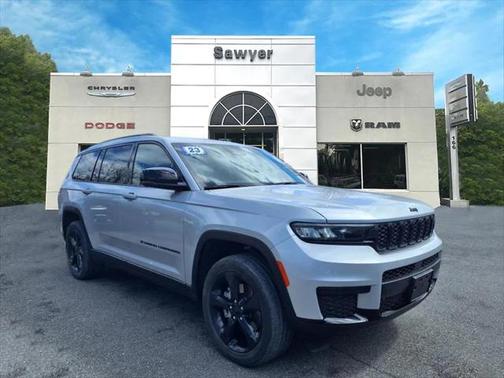 2023 Jeep Grand Cherokee L Altitude 4x4