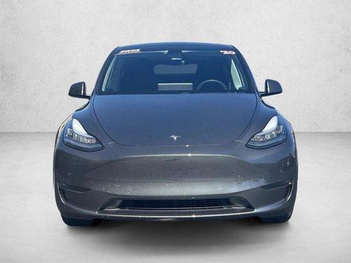 Pearl White Multi-Coat 2024 Tesla Model Y Long Range Dual Motor All-Wheel Drive