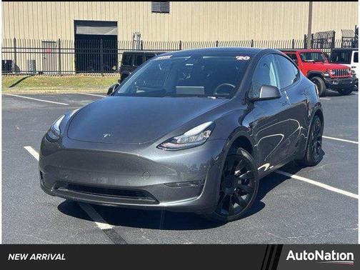 Pearl White Multi-Coat 2024 Tesla Model Y Long Range Dual Motor All-Wheel Drive