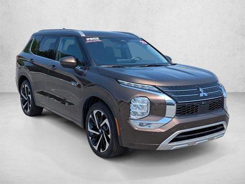 Deep Bronze Metallic 2023 Mitsubishi Outlander PHEV SEL